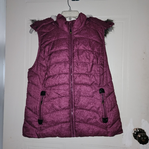 GreenTea Purple Puffer Vest with Faux Fur Trim - Picture 1 of 10